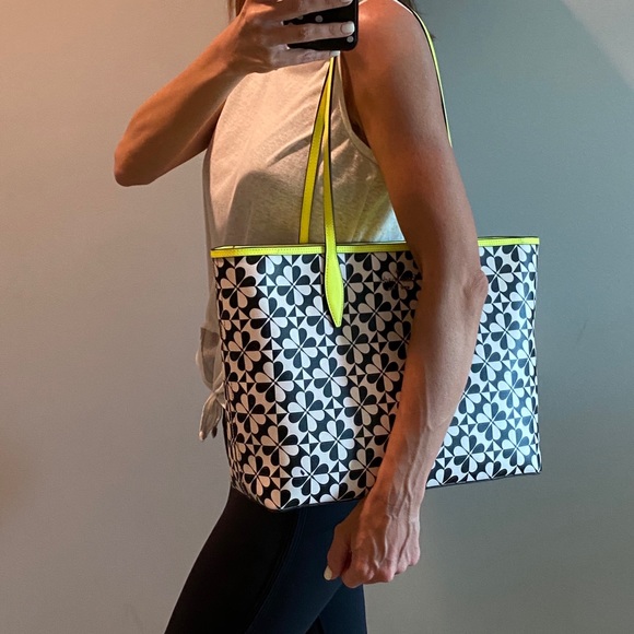 ♠️🌟Kate Spade🌟♠️Hollie Geo Clover Large Tote - Picture 8 of 8